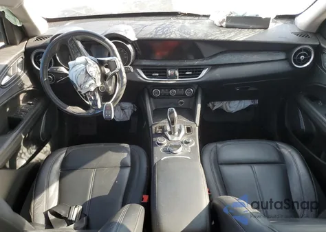 2020 Alfa Romeo Stelvio z USA, uszkodzony, nr VIN ZASPAKAN3L7C76581